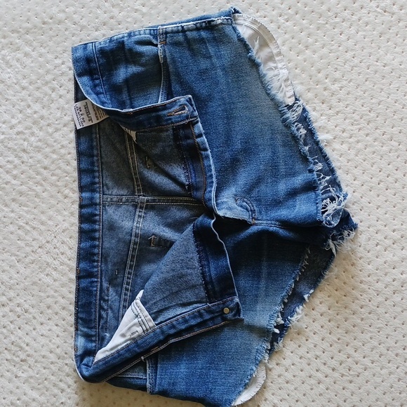 Wrangler Vintage Custom Denim Jean Cut-Off Shorts - Picture 15 of 16